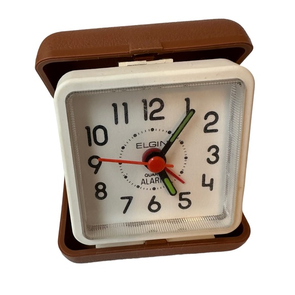 Elgin Travel Alarm Clock - Picture 1 of 8